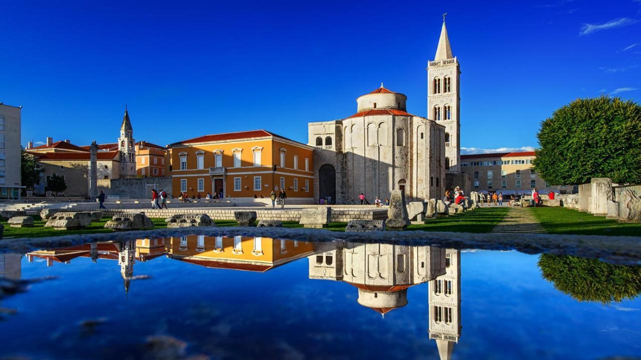 Holiday Home Bajlo Apartment With Three Bedrooms Zadar Exterior foto